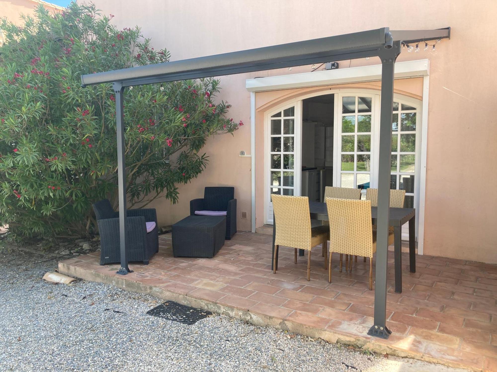 Les Bougainvillees De Camargue Villetelle Habitación foto